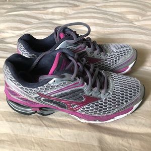 Mizuno Running Shoes